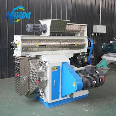 Pelota da alimentação das aves domésticas do alto densidade que faz a máquina para a alimentação dos rebanhos animais