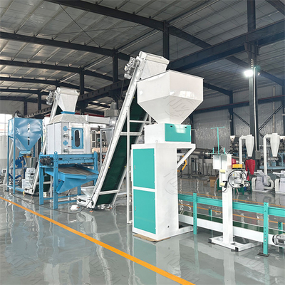 Equipamento totalmente automático para a linha de produção de pellets de alimentação de poupança de energia, adequado para as explorações avícolas de vários tamanhos, altamente automatizado.