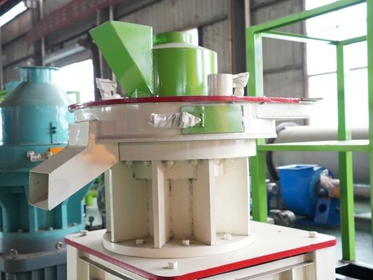Amendoim de madeira de aço inoxidável Shell Grass Pellet Maker 0.8t/H da máquina das pelotas 4Cr13