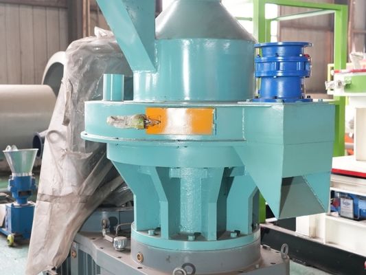 partícula de Chip Wood Pellets Machine Cylindrical da folha de 4mm 8mm para o coco Shell