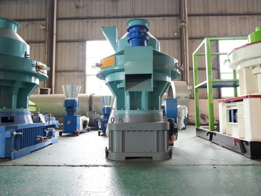 partícula de Chip Wood Pellets Machine Cylindrical da folha de 4mm 8mm para o coco Shell