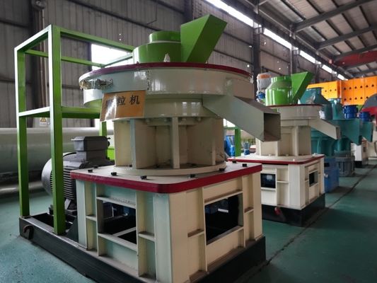 máquina 80C da imprensa do moinho da máquina de 12mm Dia Cattle Feed Wood Pellets a 100C