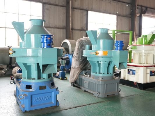 Máquina automatizada da pelota do estrume das aves domésticas da máquina 11kw da pelota da serragem