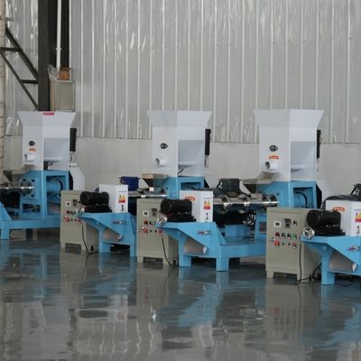máquina de flutuação da extrusora dos alimentos para animais de estimação do parafuso do moinho da pelota da alimentação dos peixes 5.5kw única antiferrugem