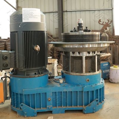 A madeira pequena de MIKIM granula o dado 15mm 20mm do plano da máquina com sacos espana o filtro