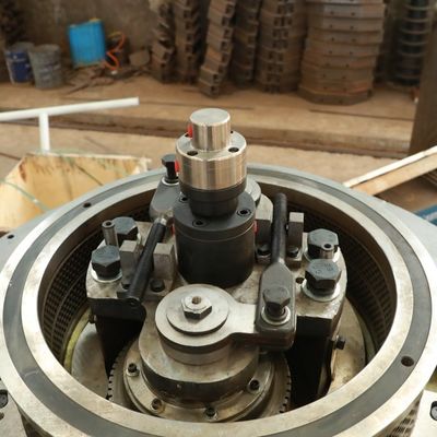 A madeira pequena de MIKIM granula o dado 15mm 20mm do plano da máquina com sacos espana o filtro