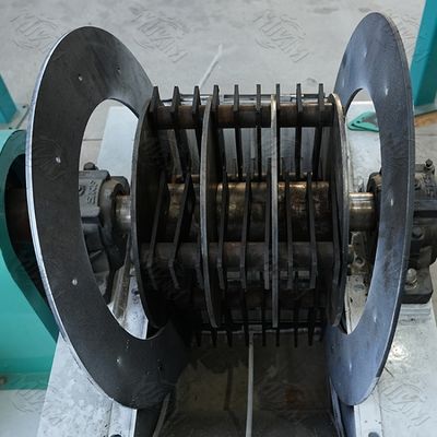 O equipamento de processamento da pelota da casca do arroz dos alimentos para animais de estimação para o algodão pequeno da alimentação desengaça a grama