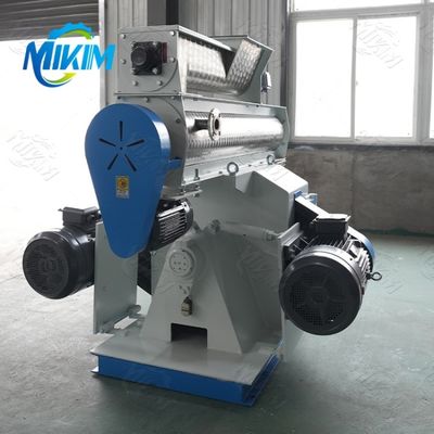 os peixes da máquina da pelota da alimentação das aves domésticas 380Volt alimentam a eficiência elevada das máquinas de processamento