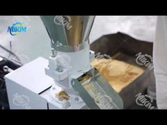Teste de máquina de pellets de ração